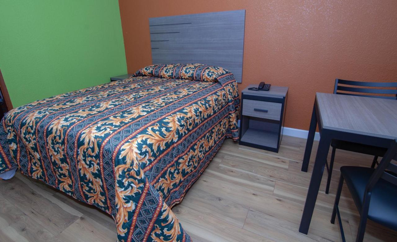 Cypress Inn & Suites Houston Kültér fotó